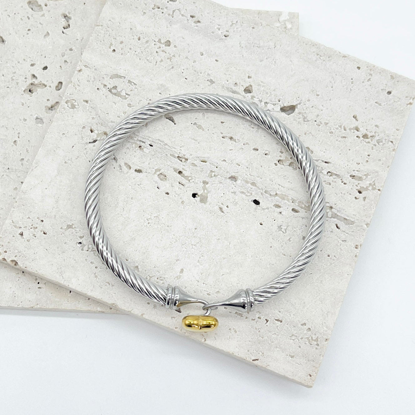 PULSERA CORAZON GLOBO