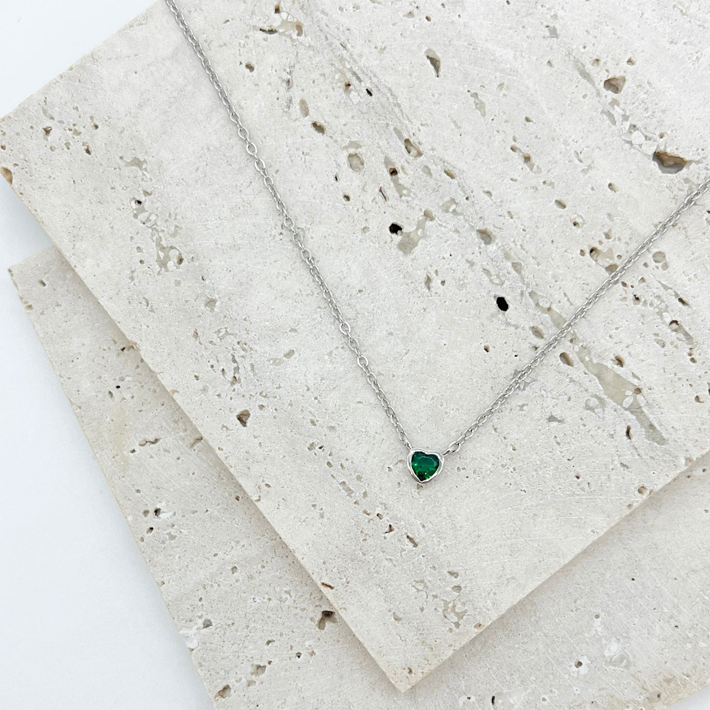 COLLAR VERDE