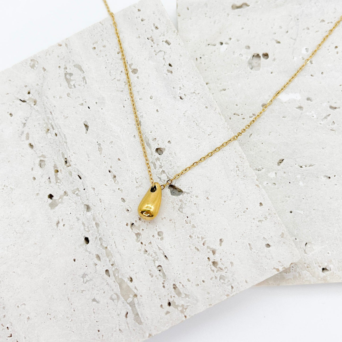 COLLAR GOTA