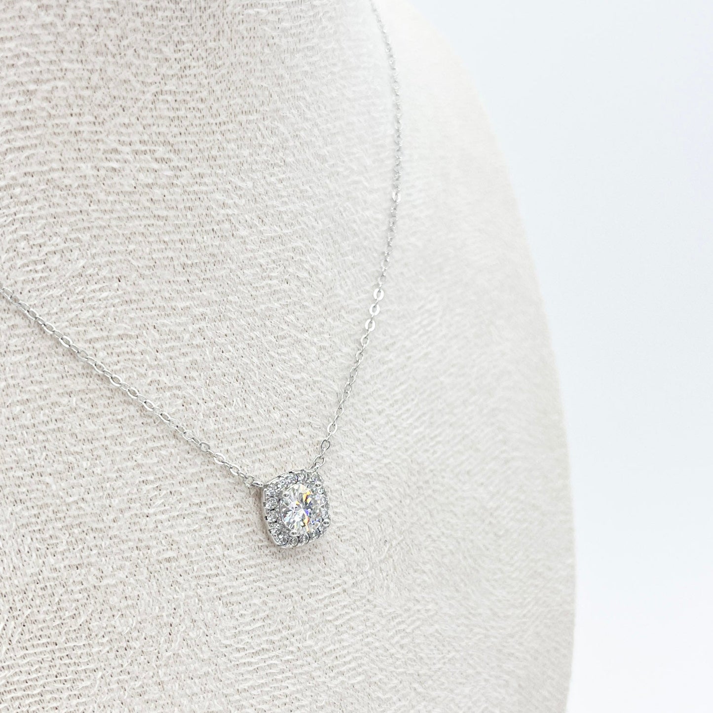 COLLAR MOISSANITA