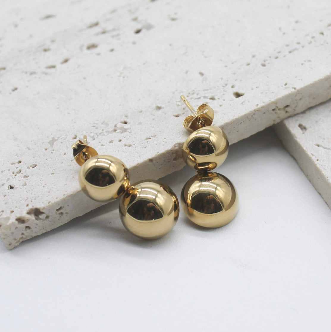 ARETES VALESCA