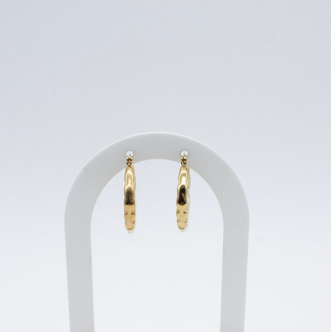 ARETES SIMON