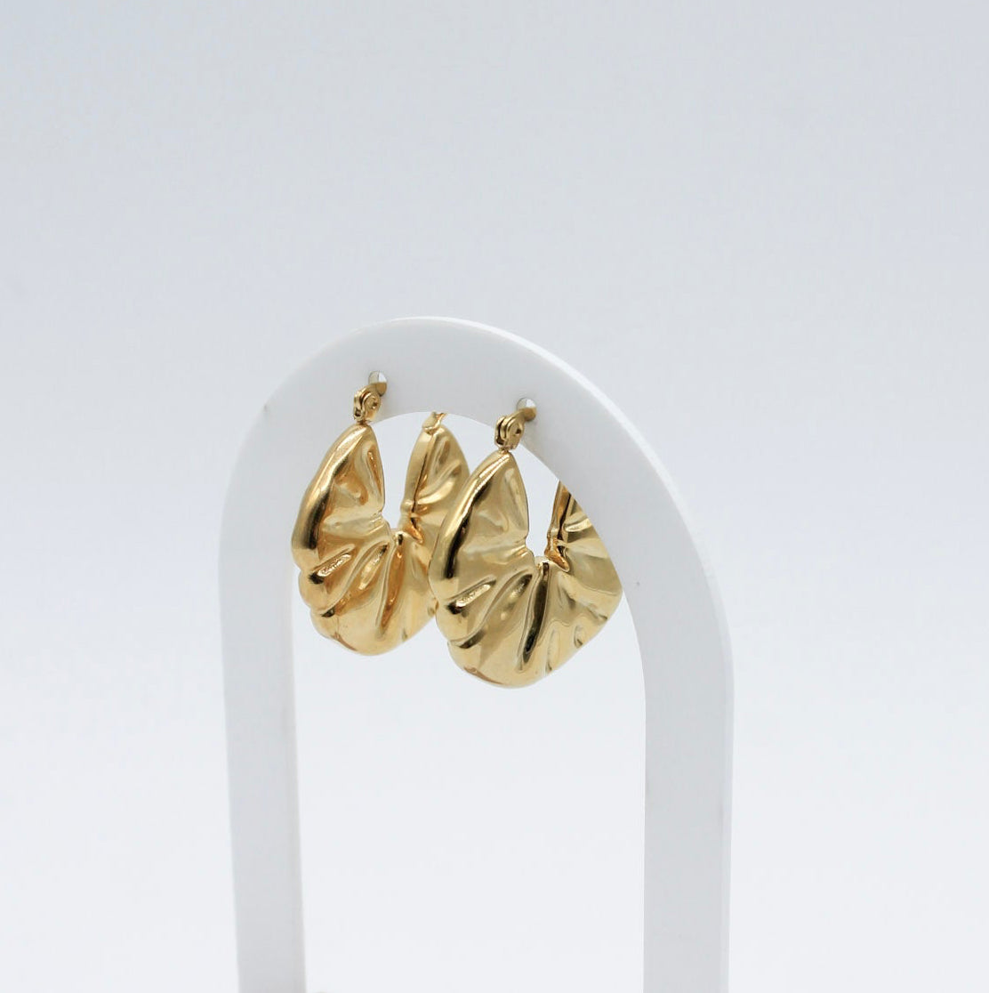 ARETES SIMON