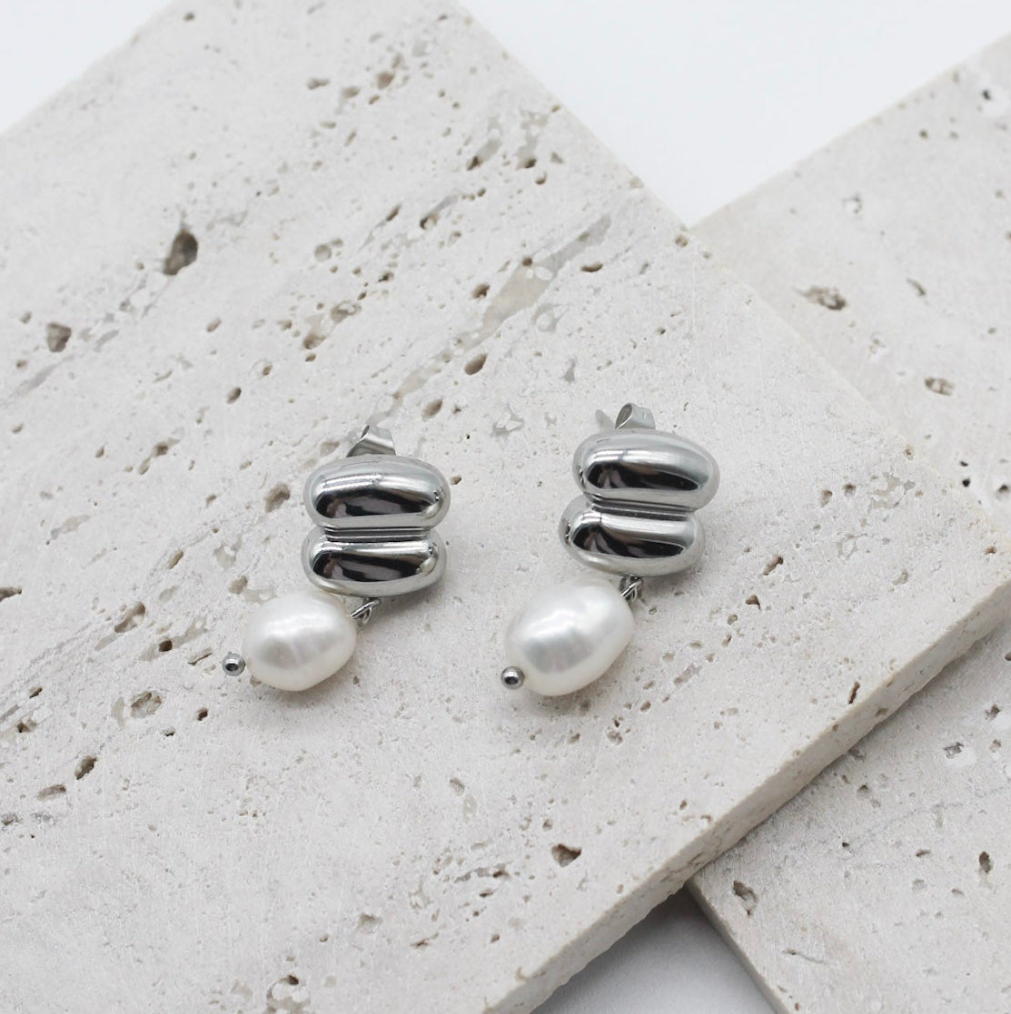 ARETES PERLA OVAL