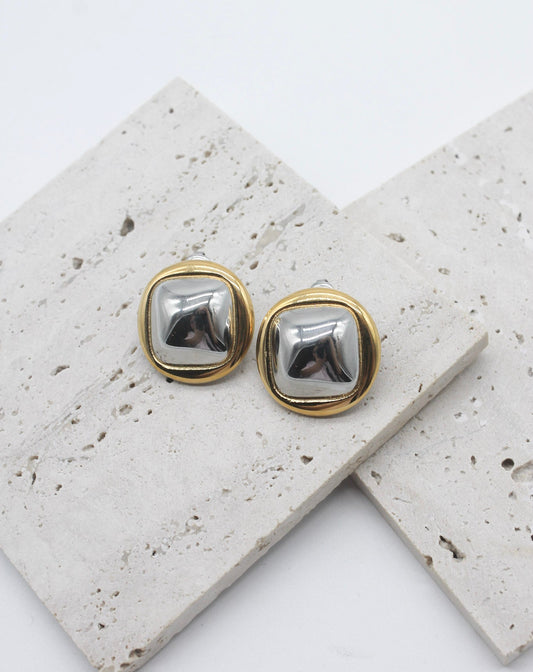 ARETES VALERIA