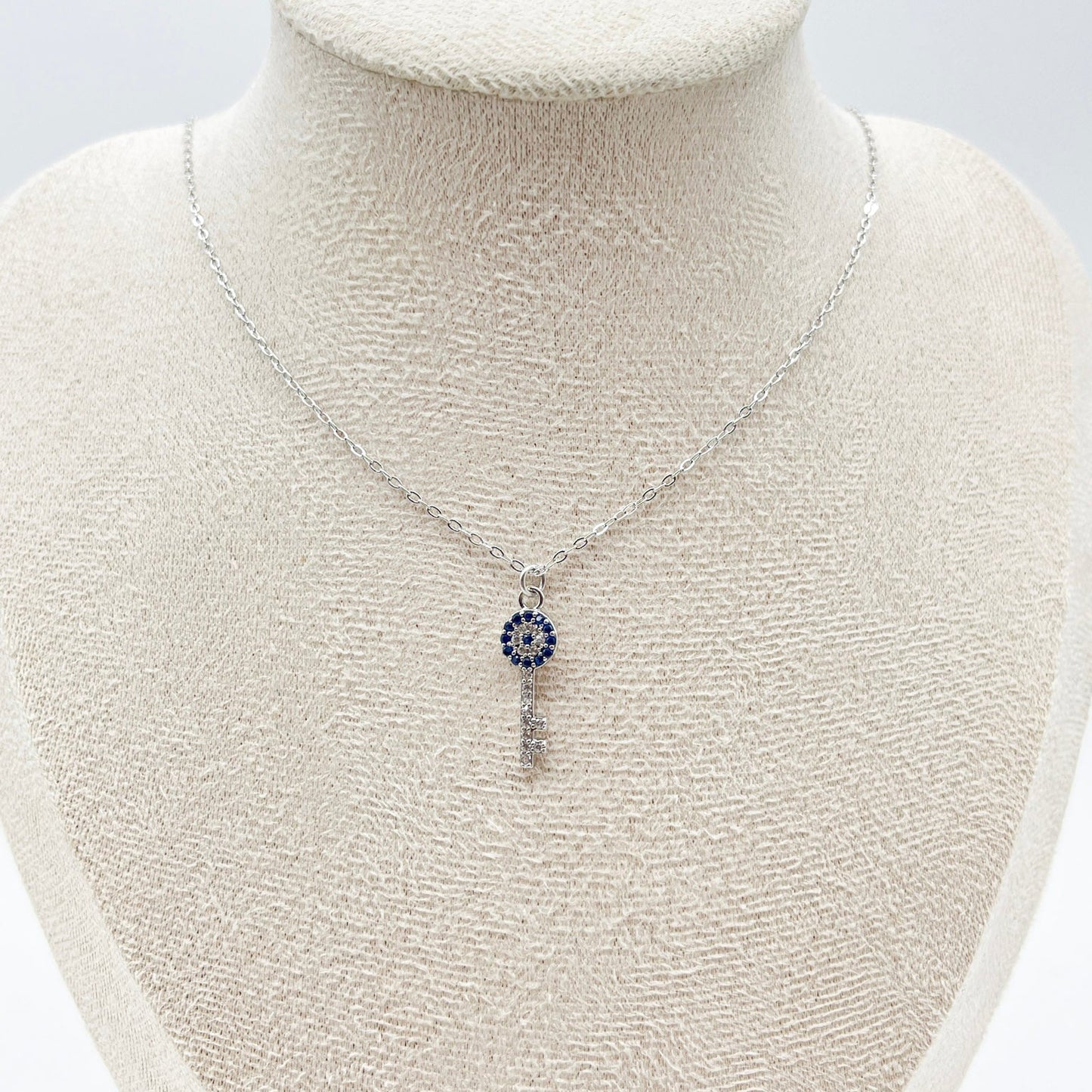 COLLAR LLAVE