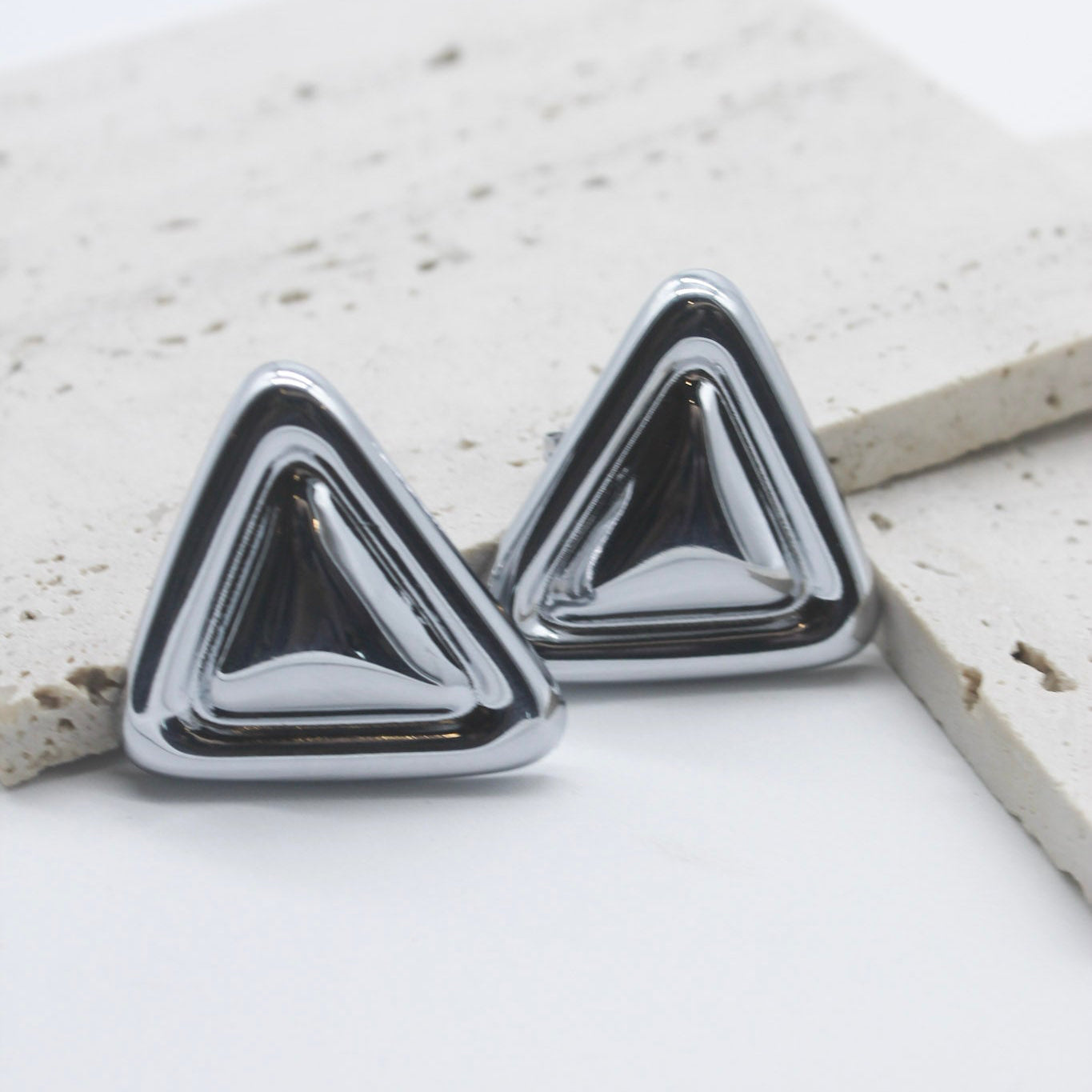 ARETES PLATEA