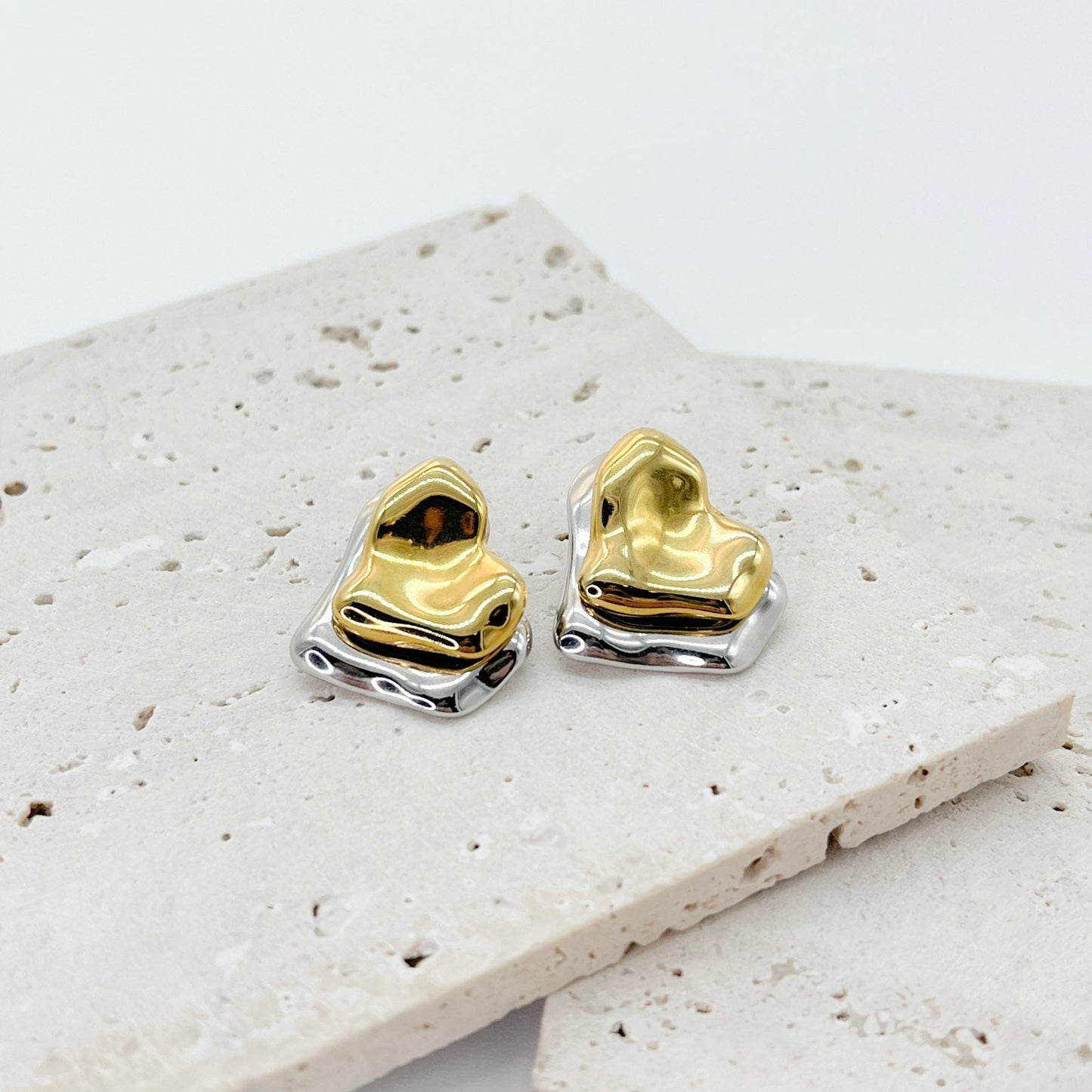 ARETES SERENA IRREGULAR DOS COLORES