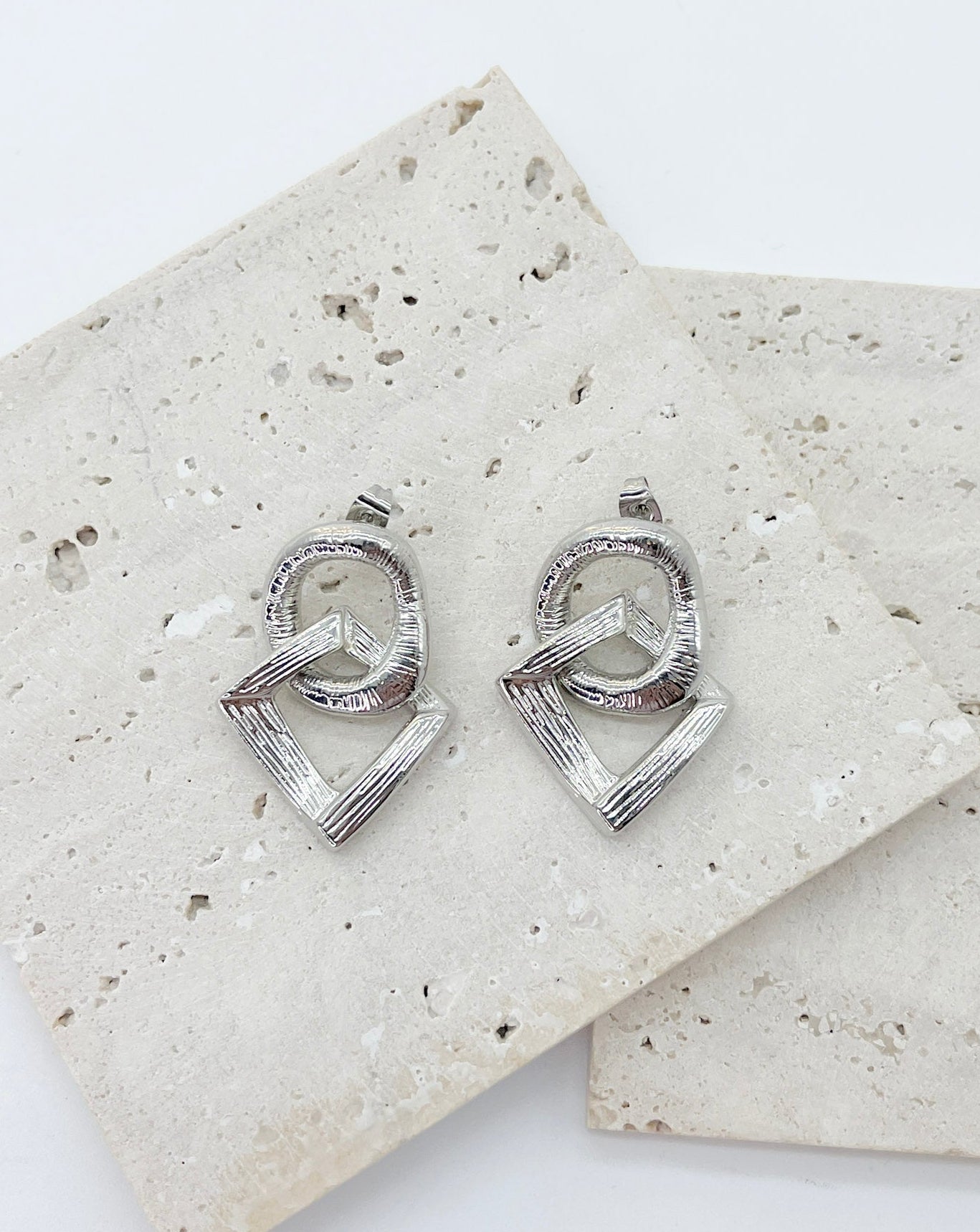 ARETES MARISA