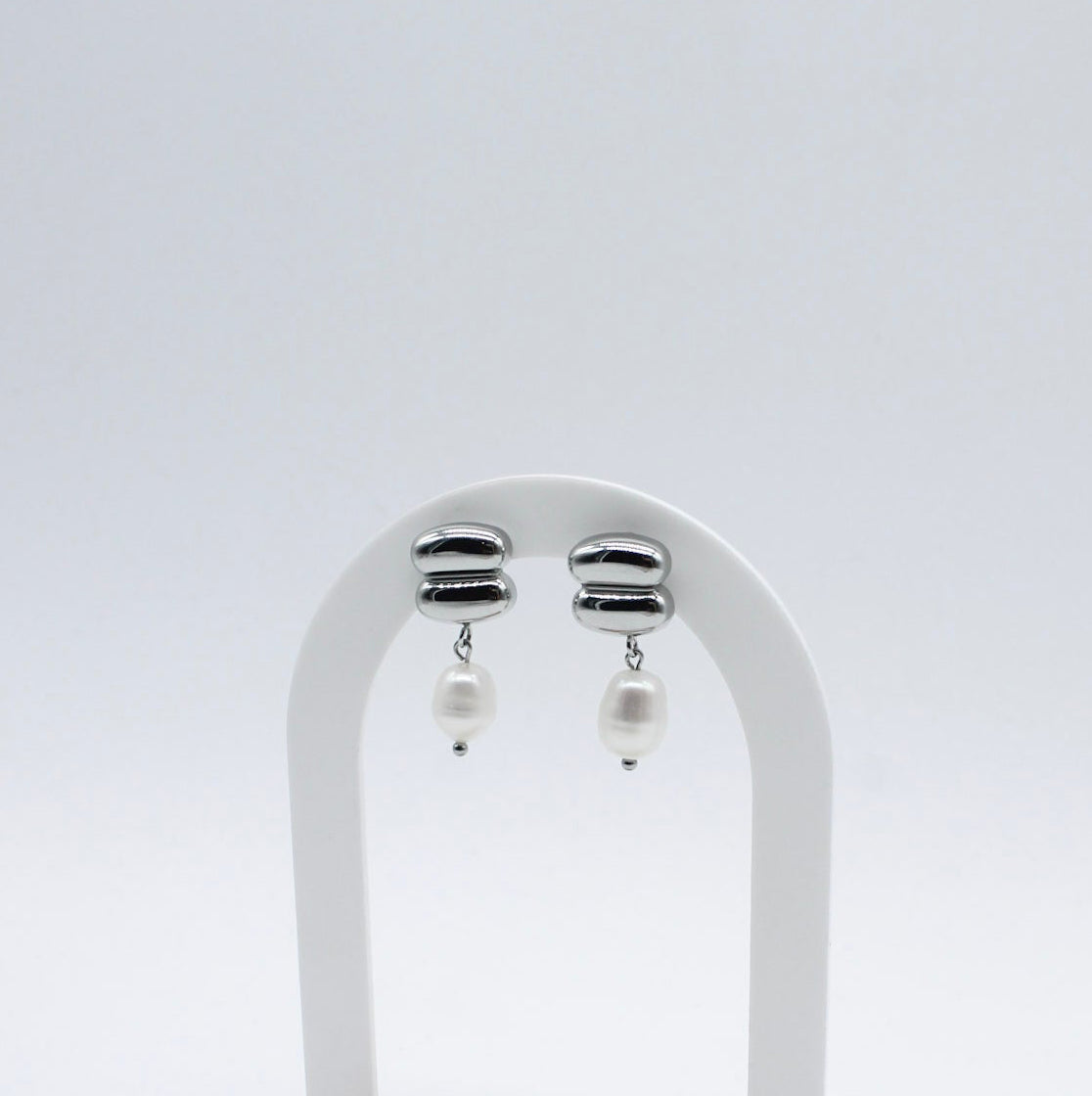 ARETES PERLA OVAL