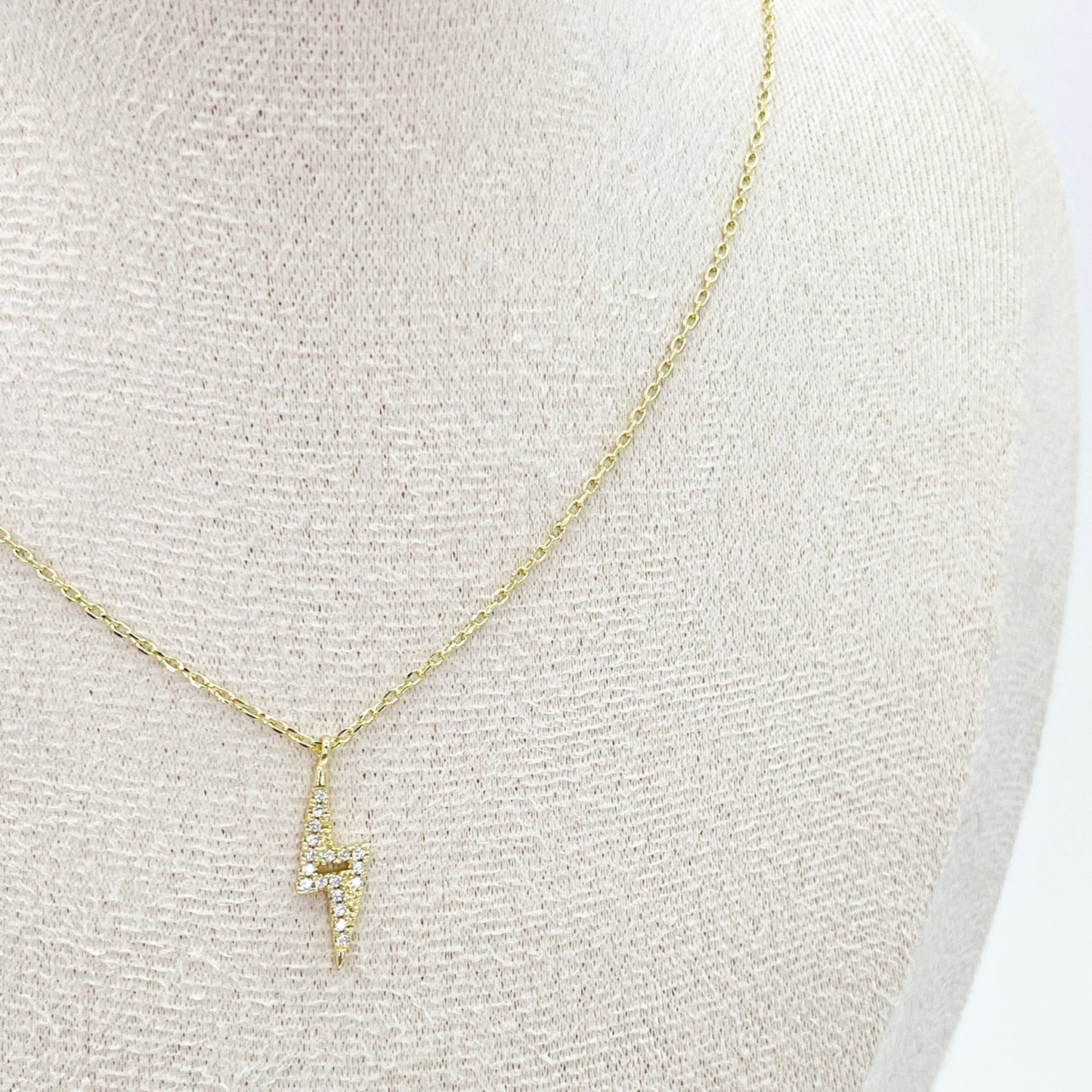 COLLAR RELAMPAGO