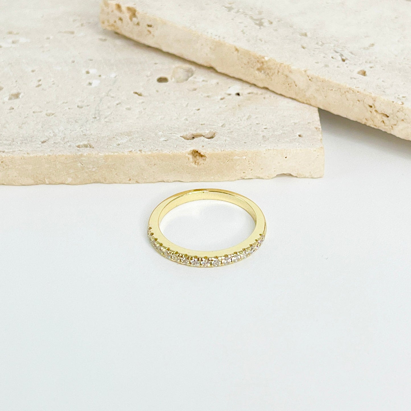 ANILLO MEDIA CHURUMBELA CON ZIRCONIAS