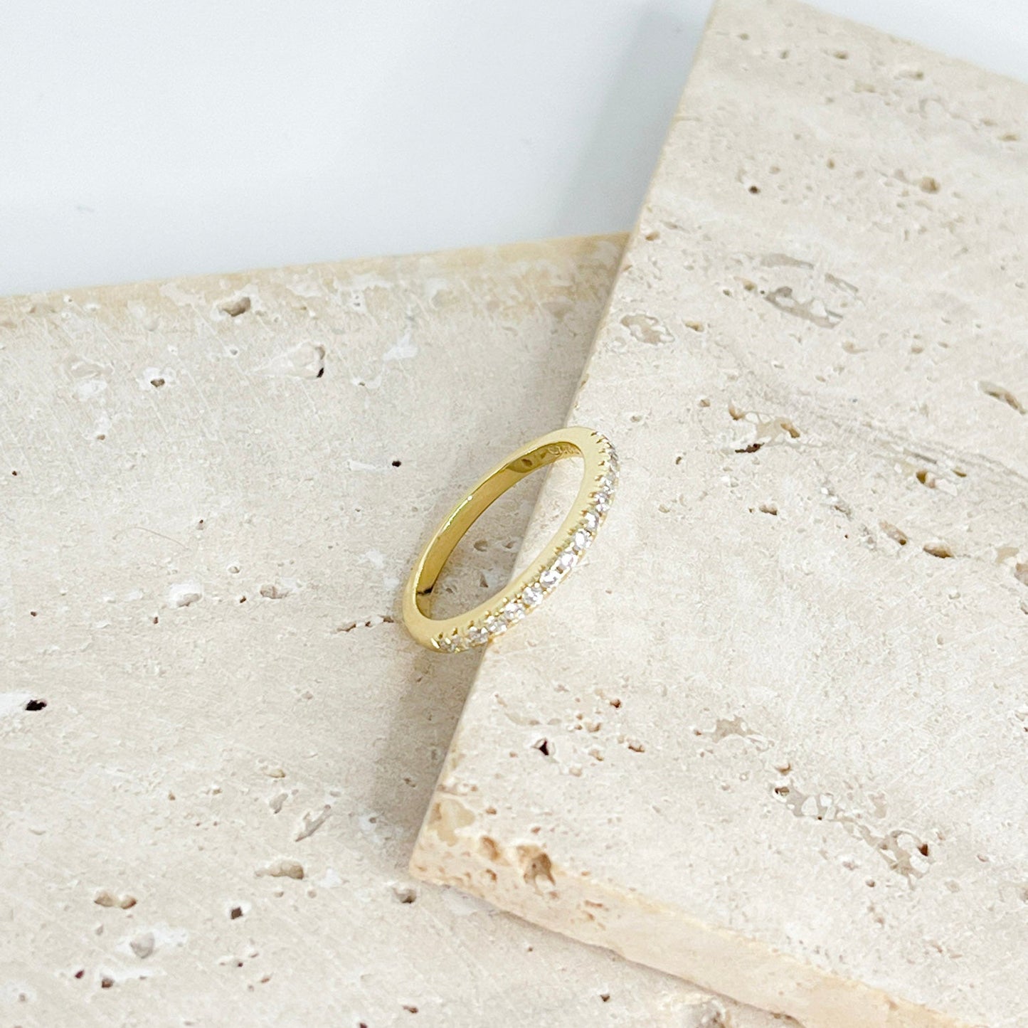ANILLO MEDIA CHURUMBELA CON ZIRCONIAS
