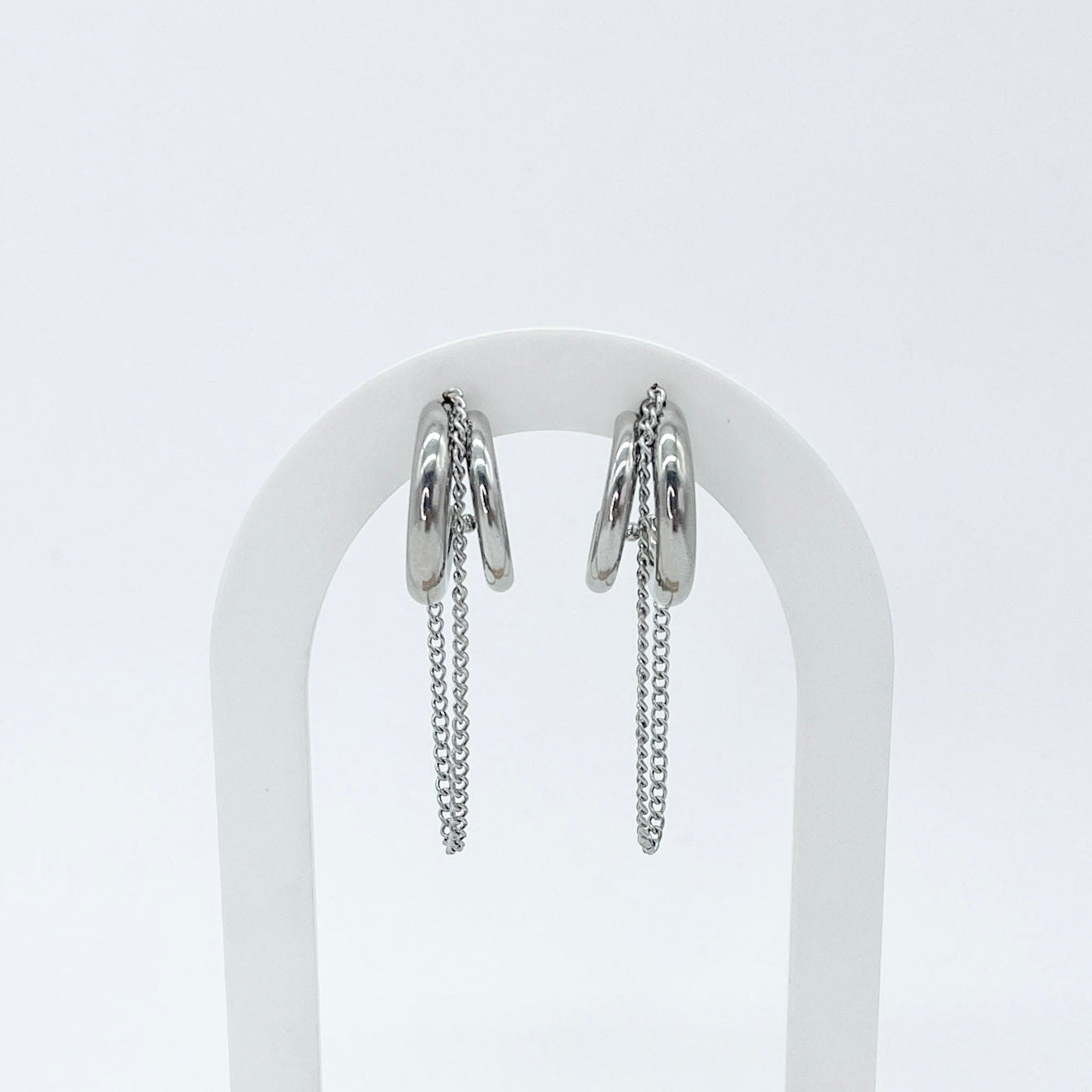 ARETES LIBIA DOBLE CON CADENA COLGANTE