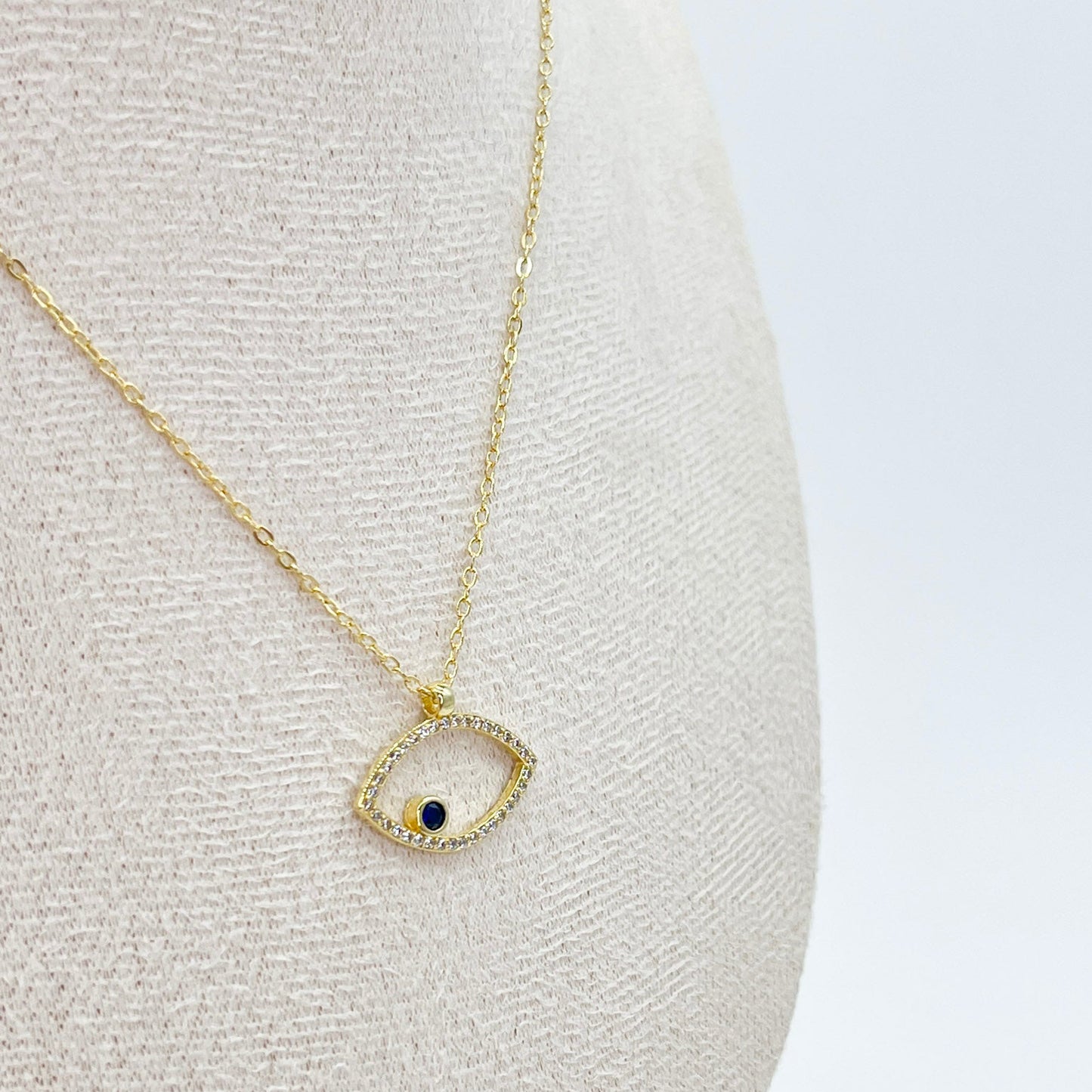 COLLAR OJO AZULEA