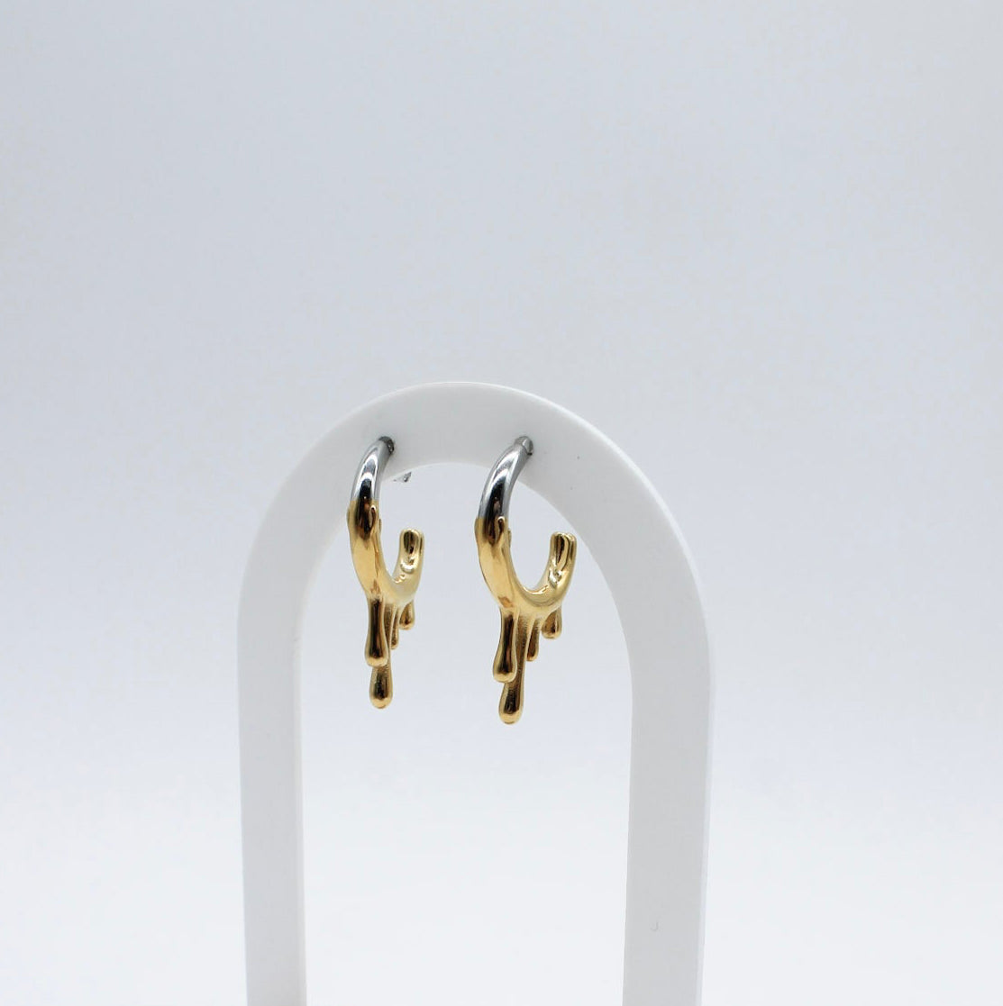 ARETES LOLA