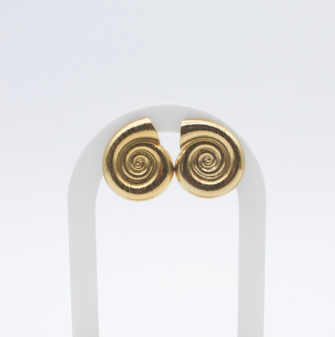 ARETES CAROL