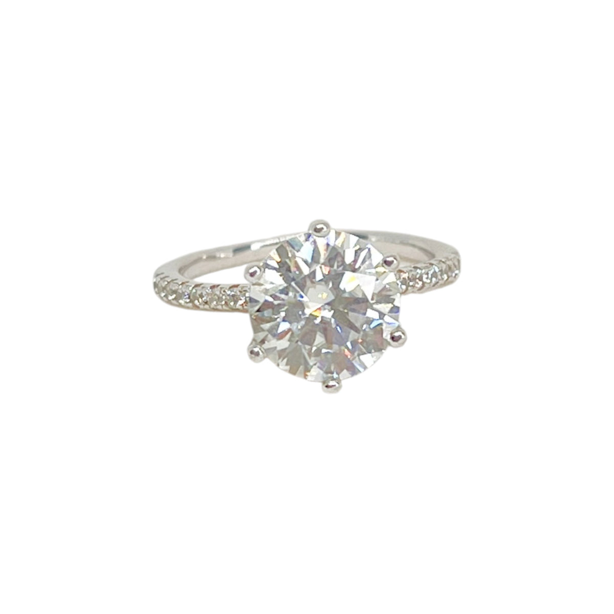 ANILLO LISSA PLATA .925 CON PIEDRA MOISSANITA
